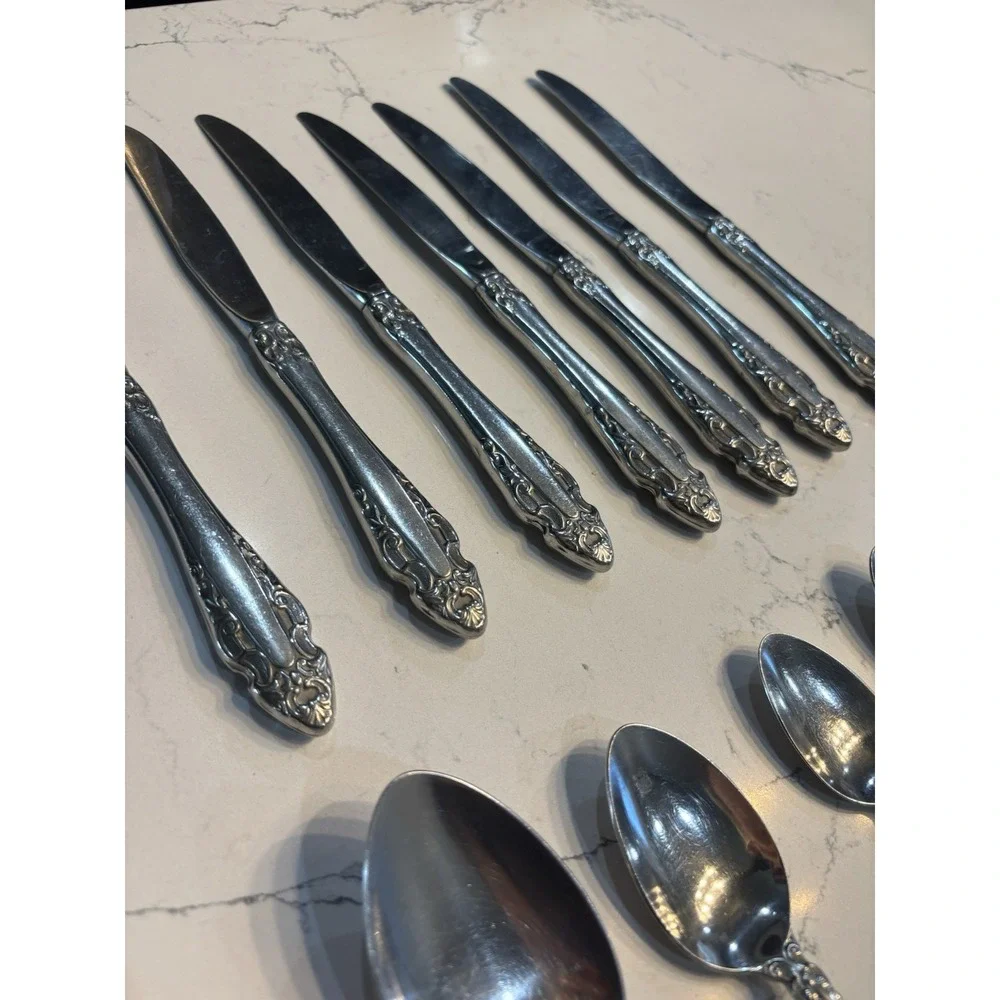 21 Pieces Gorham Pierced Baroque Stainless Flatware With Serving Spoon